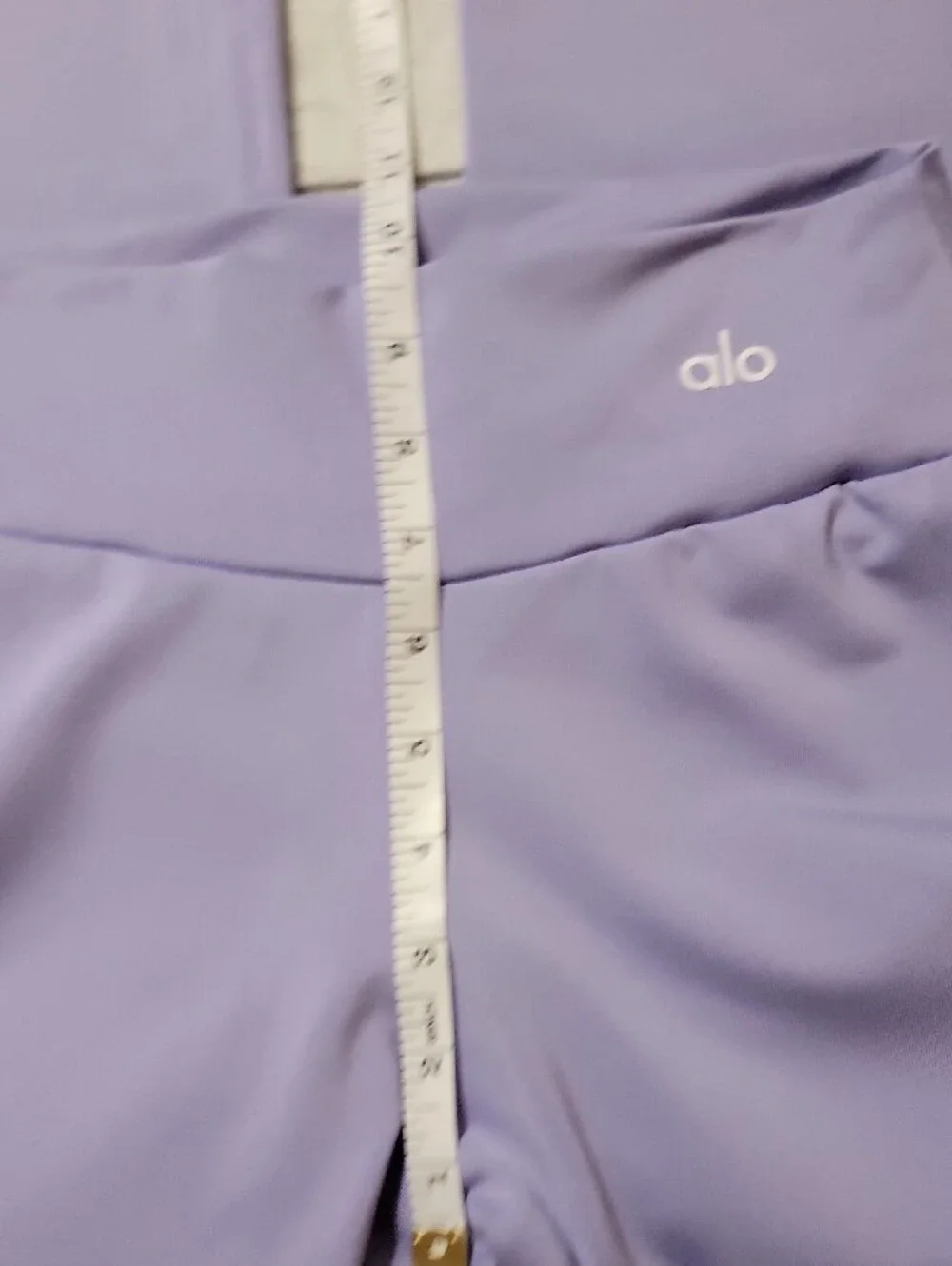 Alo Yoga High Waist V Front Leggings Lilac Purple XS Flawed